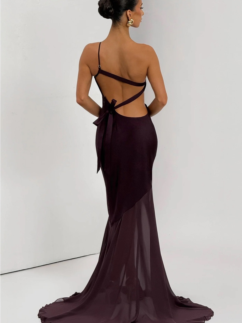 NWT one shoulder strappy back full length gown in plum